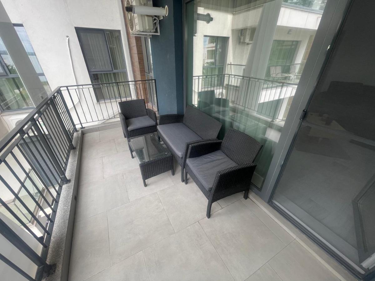 Velier Holiday Apartments Mamaia Dış mekan fotoğraf
