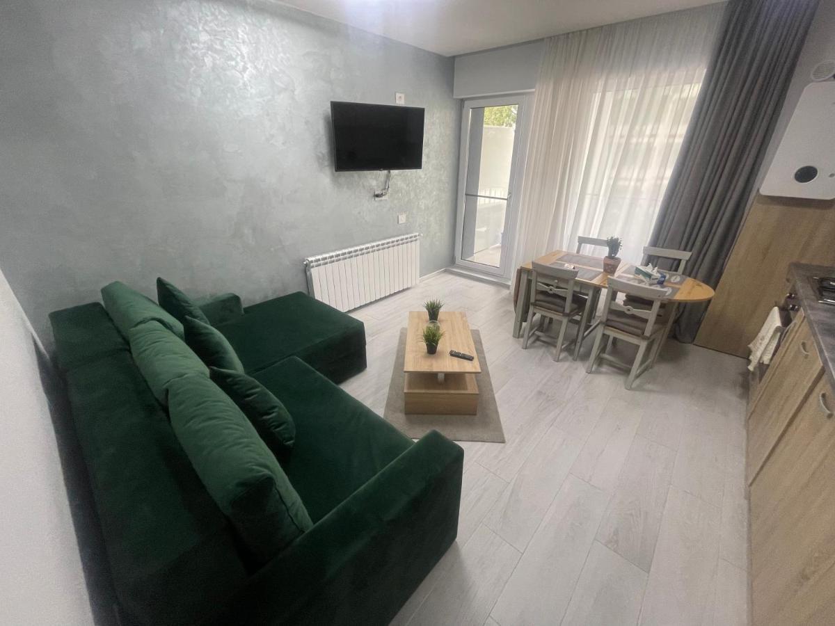 Velier Holiday Apartments Mamaia Dış mekan fotoğraf